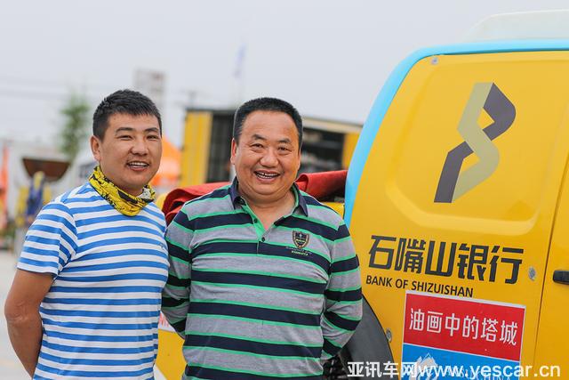 舅舅攜手外甥戰環塔 寧夏遠航車隊表現驚艷